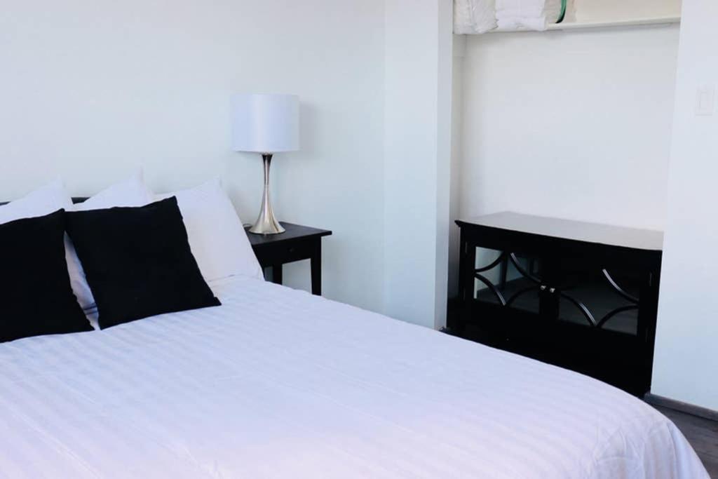 Maple Creek Sun Dog Manor 아파트 외부 사진