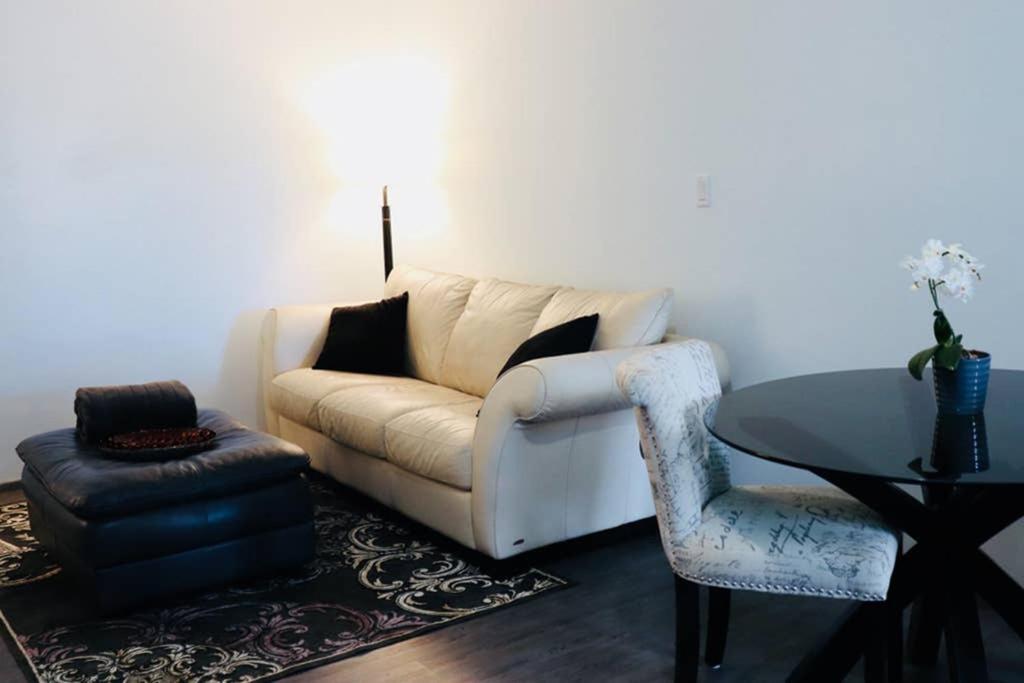 Maple Creek Sun Dog Manor 아파트 외부 사진