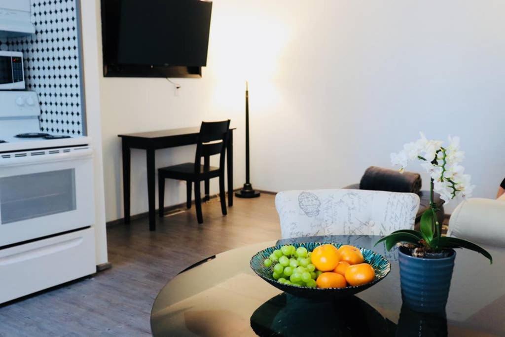 Maple Creek Sun Dog Manor 아파트 외부 사진